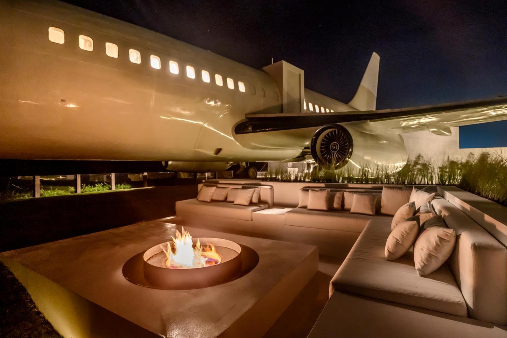 Private Jet Villa Uluwatu Bagian luar foto